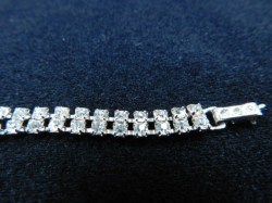 rhinestone bracelet blue stone good a